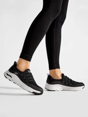 Кроссовки SKECHERS