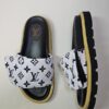 2204519740 Шлепанцы LOUIS VUITTON