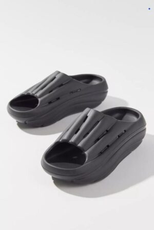 Шлепанцы UGG