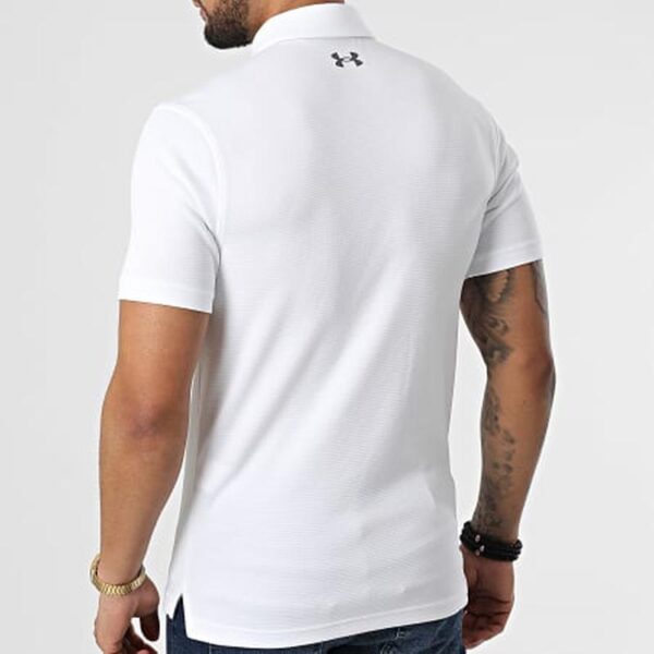 Футболка UNDER ARMOUR