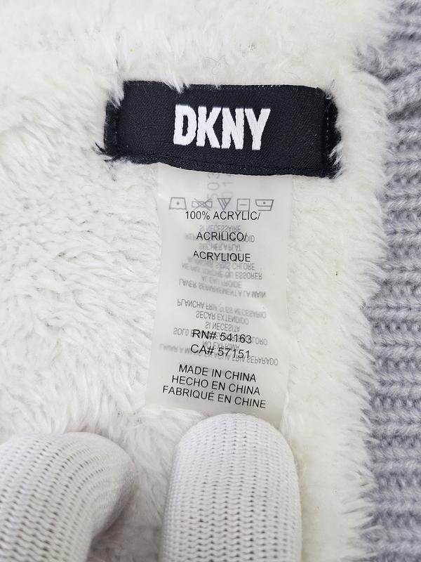 Шапка DKNY