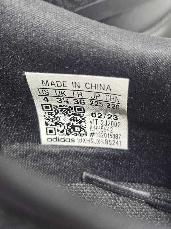 2335264940 Кроссовки ADIDAS